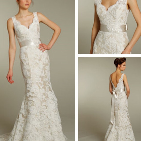 Designer wedding dress - Picture 1 of 4